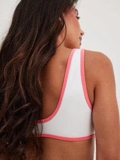 NA-KD Bustier Bikini Tops Bustier Bikinitop Dames Wit 9 NA-KD Bustier Bikini Tops Bustier Bikinitop Dames Wit -Bikini Verkoop 040542398bfa2cee436e957e46e833ad