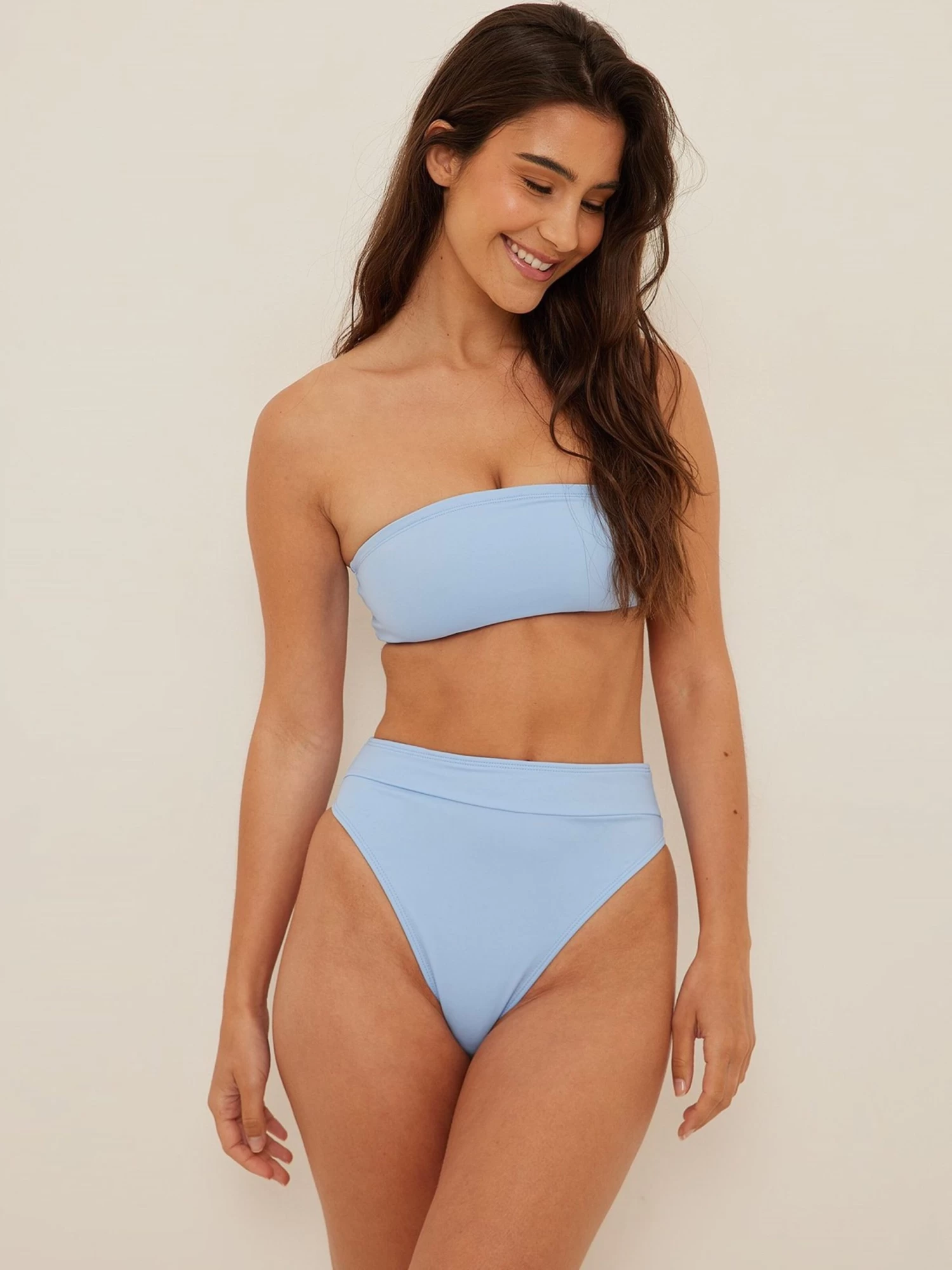 NA-KD Bandeau Bikini Tops Bandeau Bikinitop Dames Lichtblauw 5 NA-KD Bandeau Bikini Tops Bandeau Bikinitop Dames Lichtblauw - Afbeelding 3