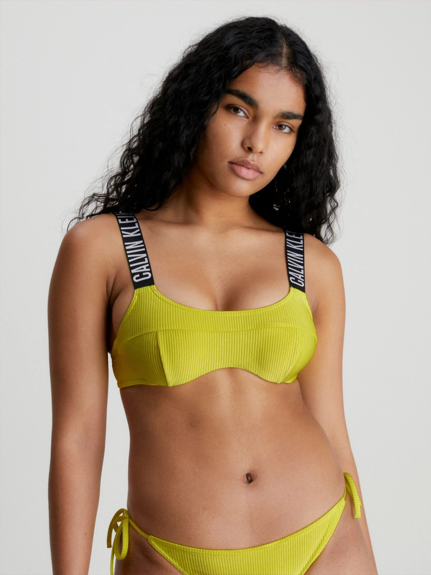 Calvin Klein Swimwear Bikini Tops Met Beugel Bustier Bikinitop Intense Power Dames Limoen 4 Calvin Klein Swimwear Bikini Tops Met Beugel Bustier Bikinitop Intense Power Dames Limoen - Afbeelding 2