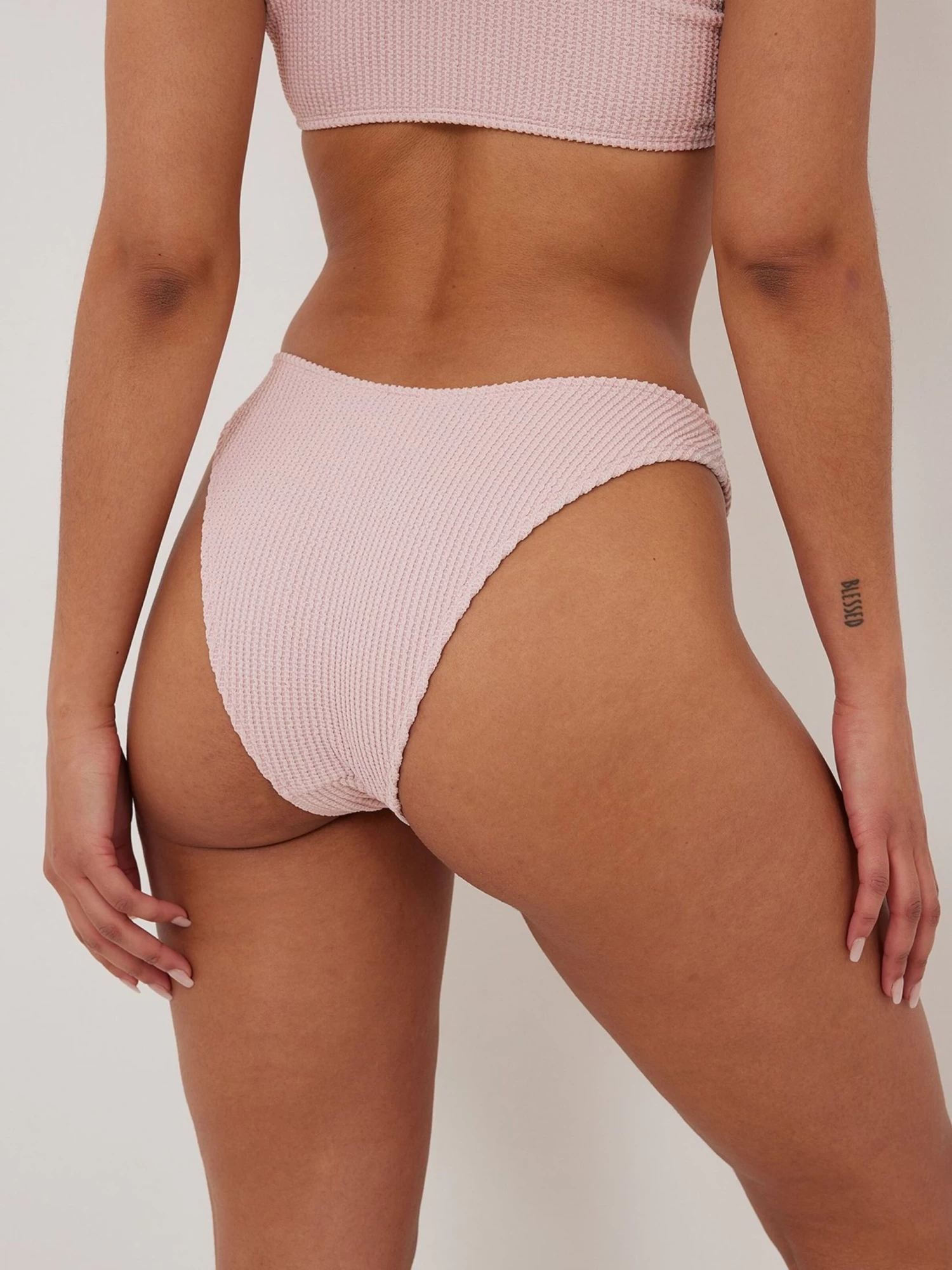 NA-KD Bikini Broekjes Bikinibroek Dames Pink 6 NA-KD Bikini Broekjes Bikinibroek Dames Pink - Afbeelding 4