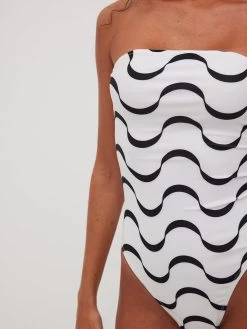 NA-KD Badpakken Zonder Beugel Bandeau Badpak Dames Zwart / Wit -Bikini Verkoop 8e0ba4c90d6557ebcd46ae36efb3b4be