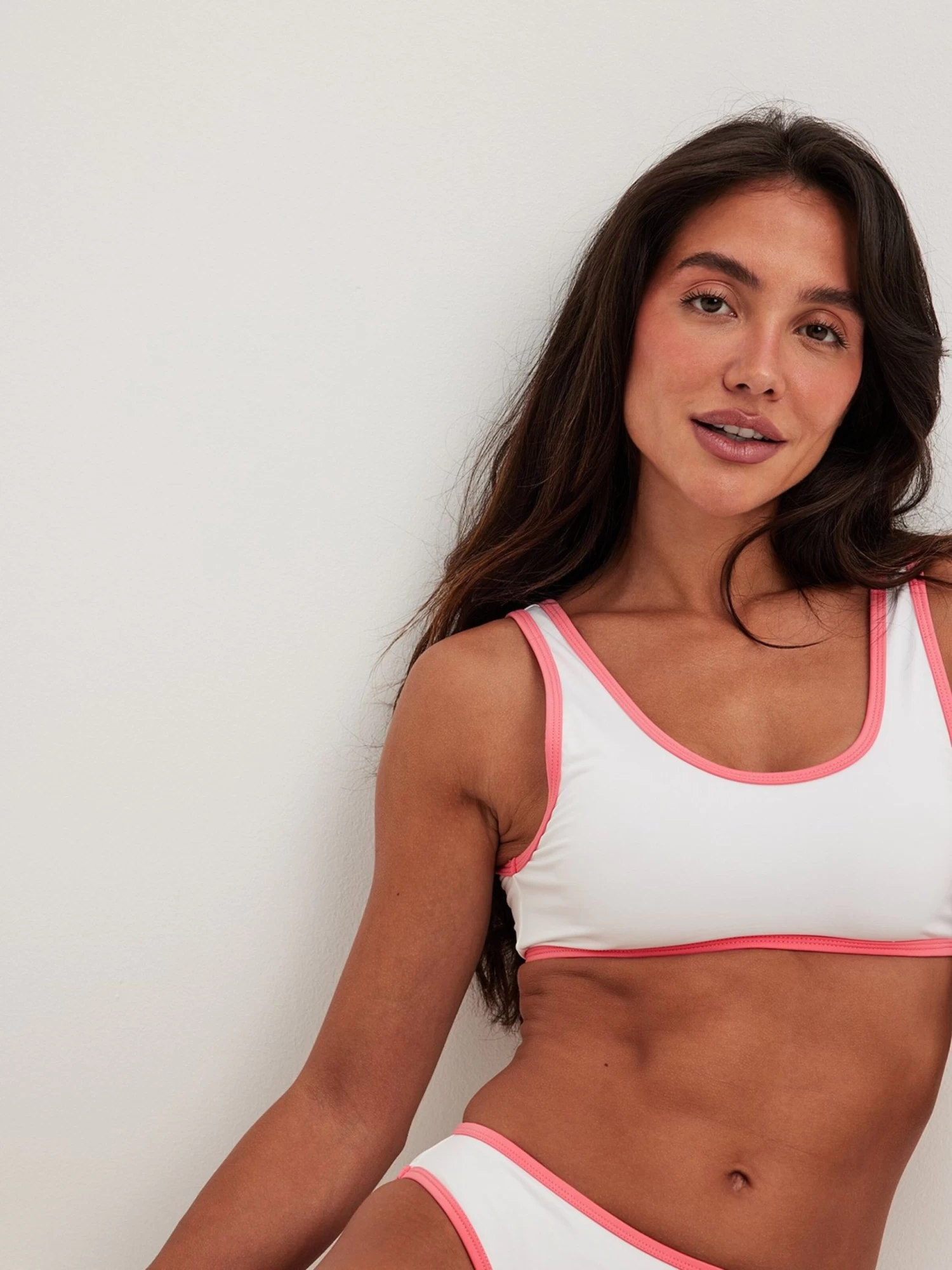 NA-KD Bustier Bikini Tops Bustier Bikinitop Dames Wit 4 NA-KD Bustier Bikini Tops Bustier Bikinitop Dames Wit - Afbeelding 2