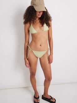 NA-KD Triangel Bikini Tops Triangel Bikinitop Dames Lichtgroen -Bikini Verkoop c872dc4ee88927618a1b5714a0014b32
