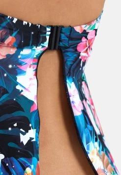 Arena Grote Cups Bustier Sportbikini Dames Gemengde Kleuren 13 Arena Grote Cups Bustier Sportbikini Dames Gemengde Kleuren -Bikini Verkoop 56aafa367d844bb8bf336fd7cfc1acbf